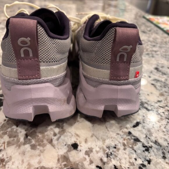 Women's ON Sneakers - Cloudsurfer Trail - Lilac / Grey / Black - Size 7.5 - Picture 2 of 9